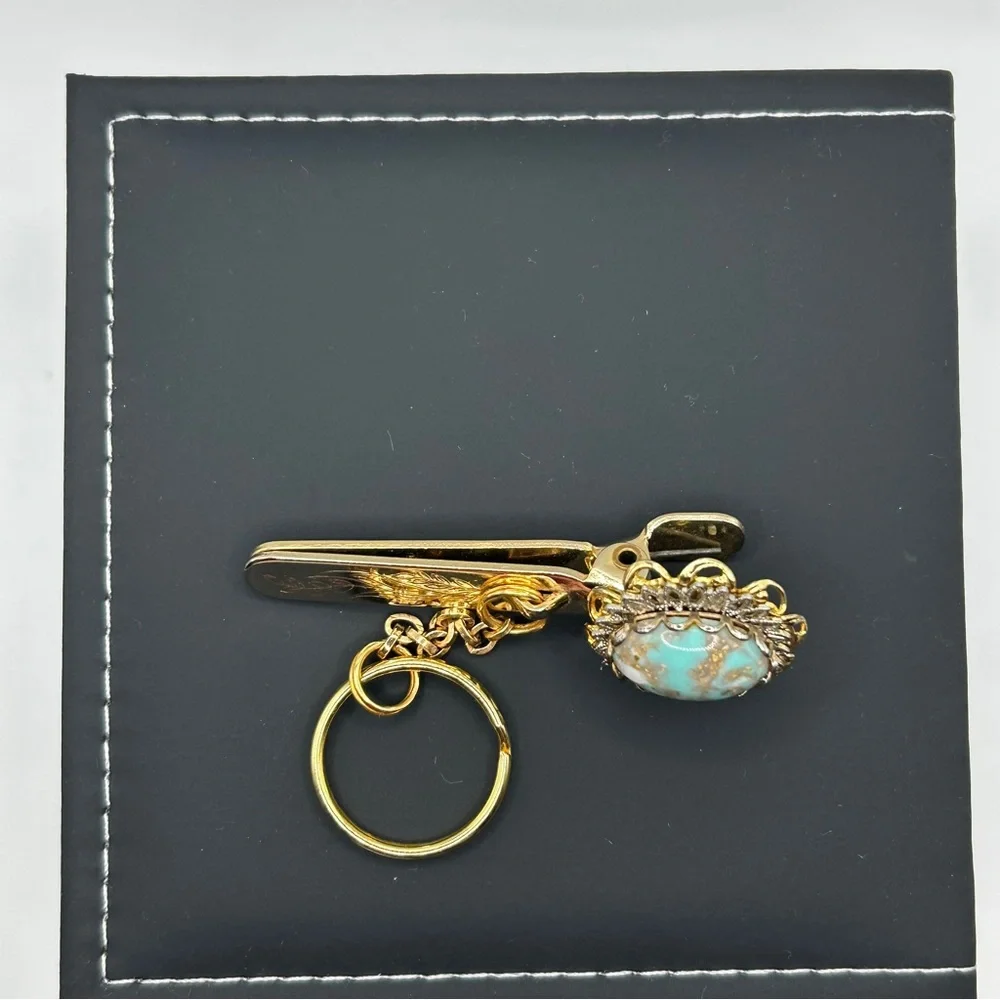 Vintage Kings - Key Finder Los Angeles Turquoise Simulated Stone Flower